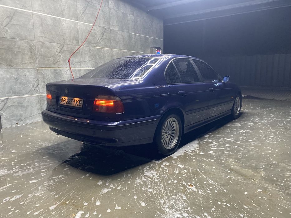 BMW 5 series E39