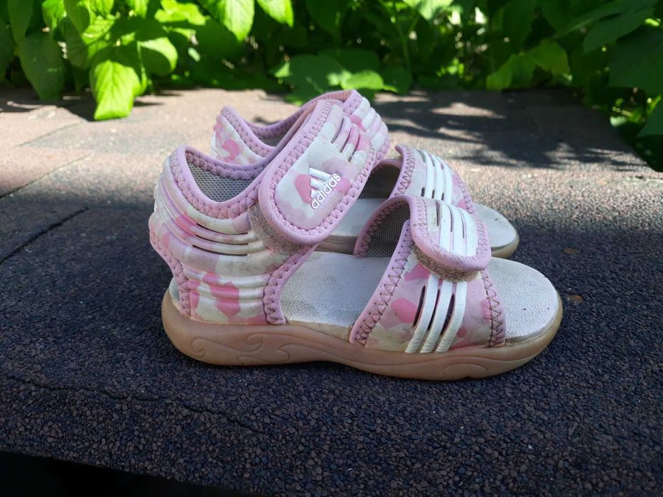Босоножки, сандалии на девочку Adidas (Адидас), р.22 ст.14.3см! Отл.