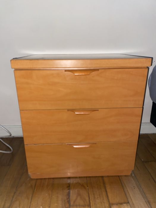 2 comodas de 3 gavetas