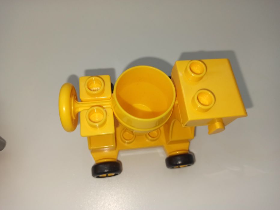Lego Duplo betoniarka spychacz  robotnik