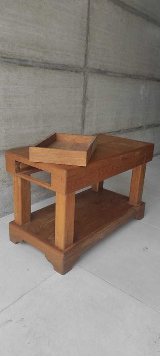 Mesa de sala em carvalho