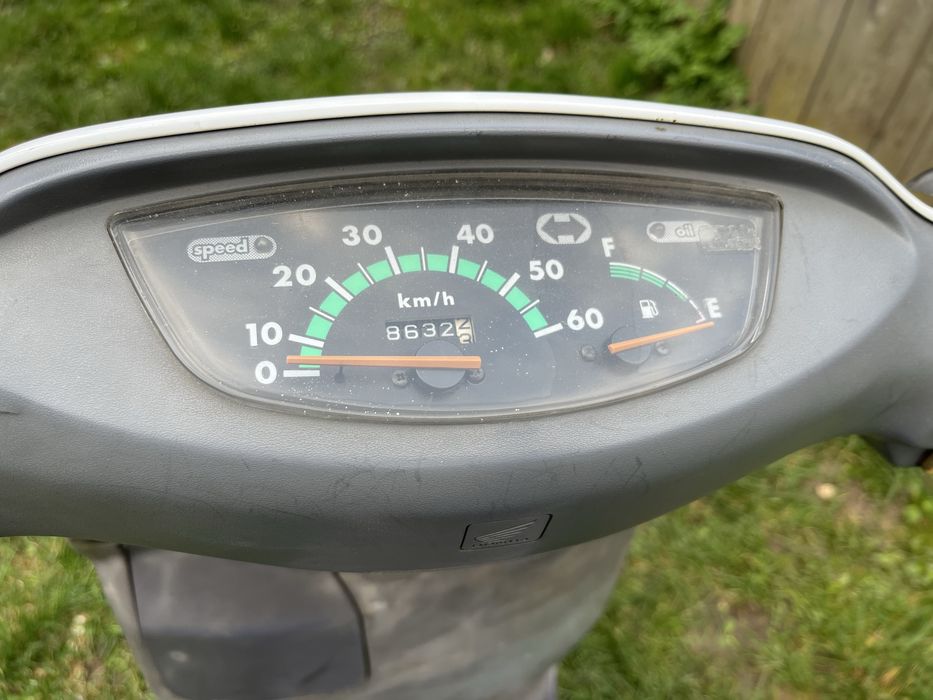 Скутер Honda Topic AF38
