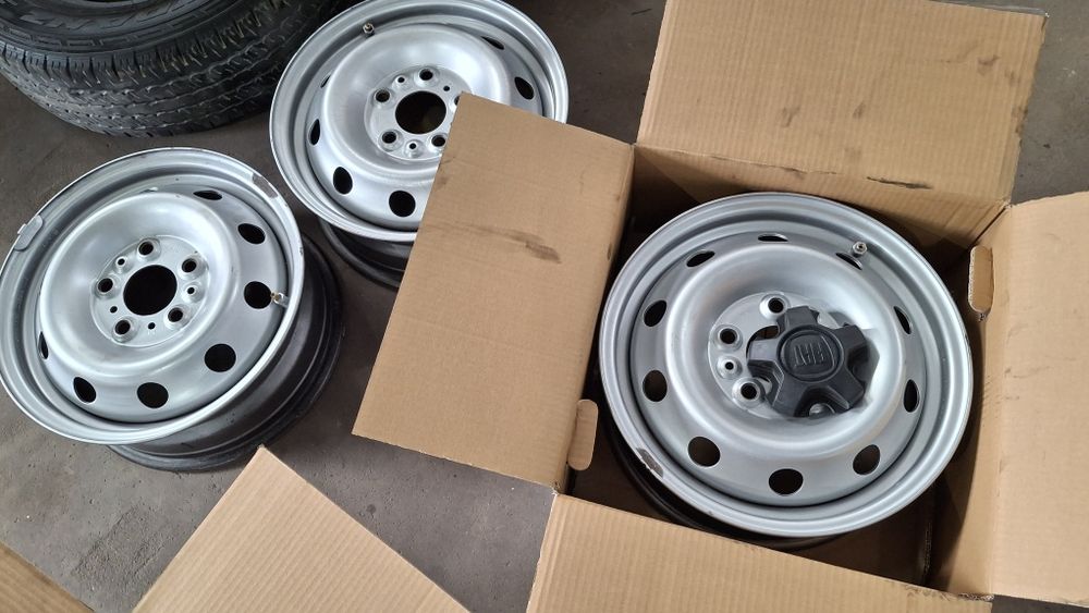Jantes 15" com 5 furos