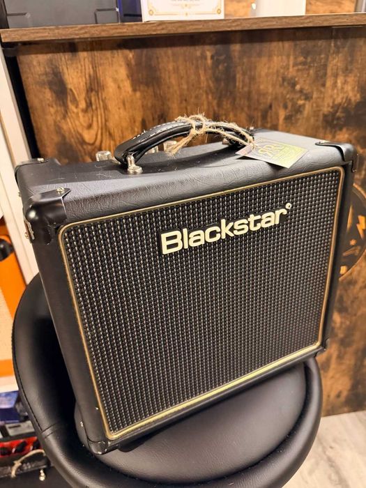 Amplificador Blackstar HT-1R (válvulas)