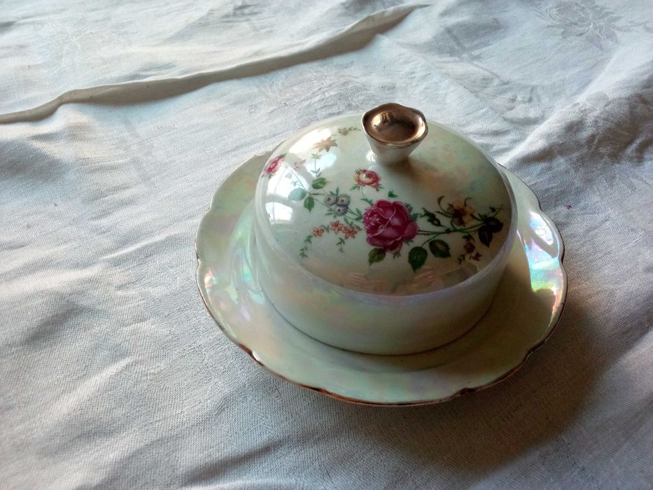 Porcelanowa Masłownica Ćmielów