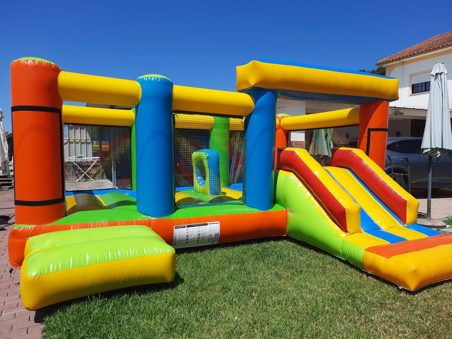 Insuflável alugua-se