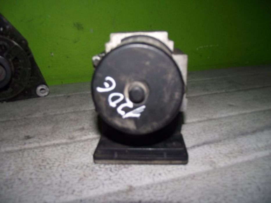 Módulo de Abs Renault Trafic / Opel Vivaro - 2003 / 2006 - MDA99