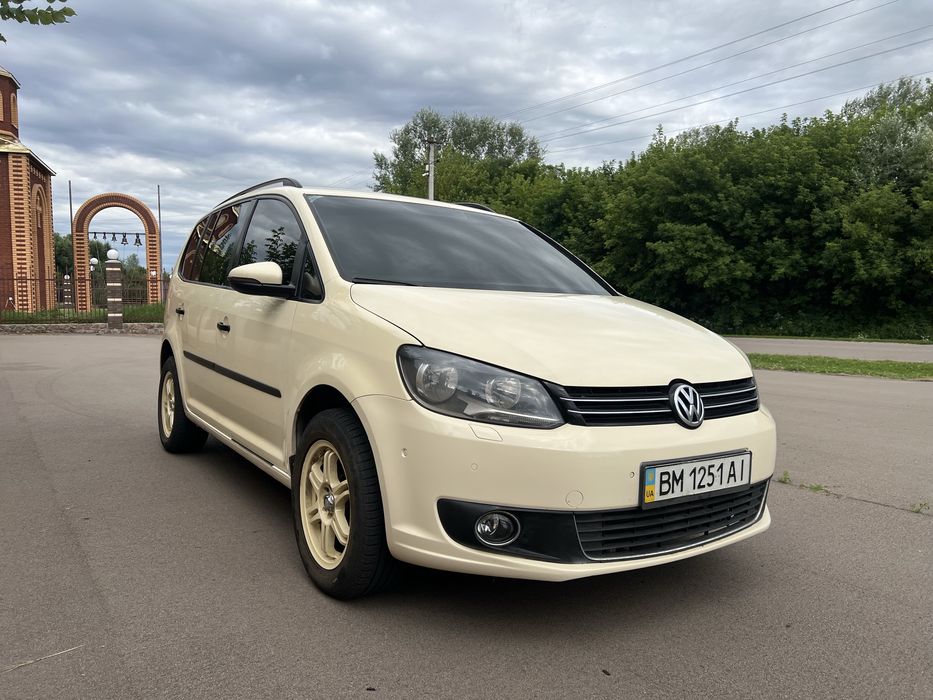 VW TOURAN 2012 1.4 газ метан/бензин