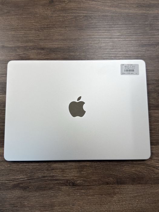 MacBook Air 13" 2022 M2 8gb/512ssd