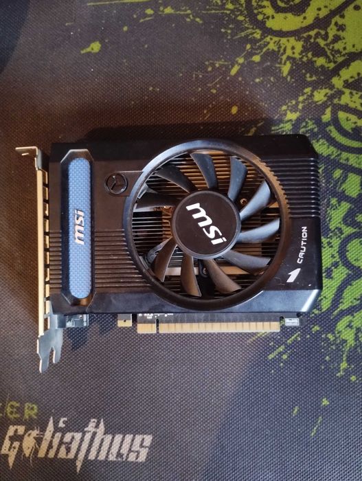 Комплект на AMD Phenom x4 9650+GT 730+8гб озу