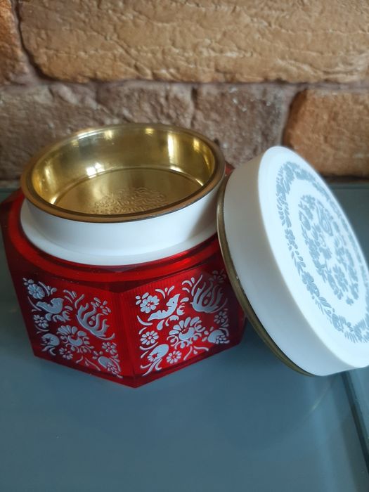 Шкатулка для украшений