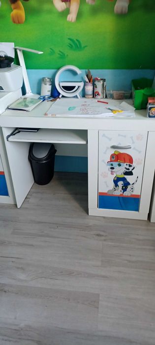 Piękny komplet mebli