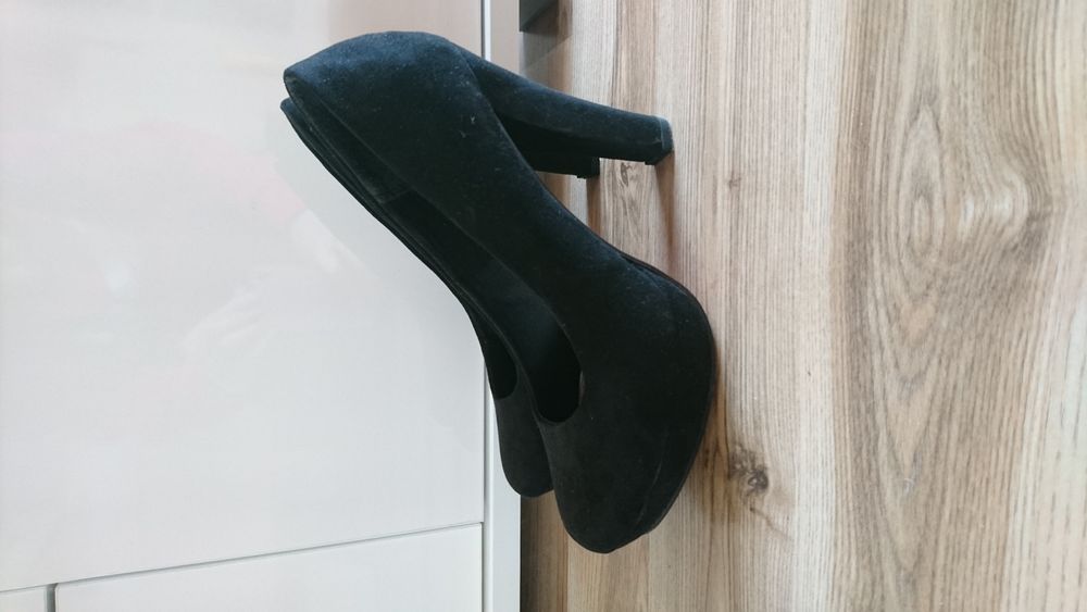Czarne półbuty obcasy na platformie klasyczne eleganckie r. 38