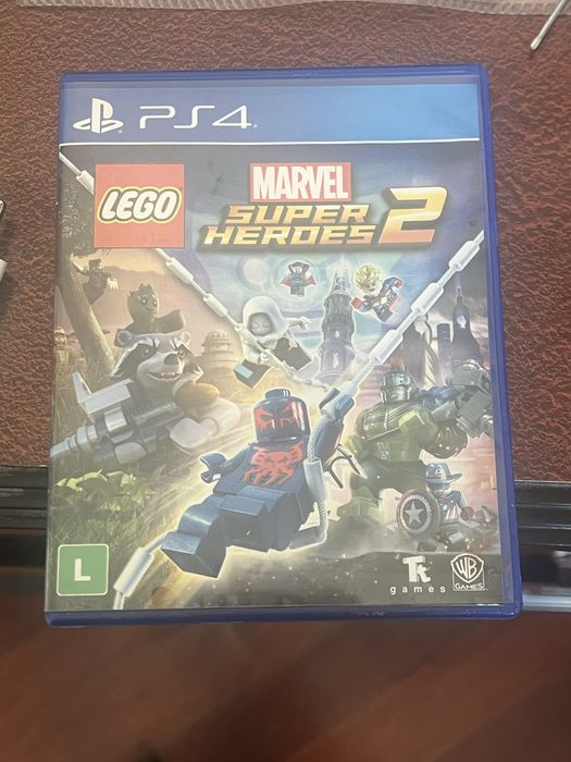 Eu tenho 2 jogos eu tenho também um ps4 Controlador