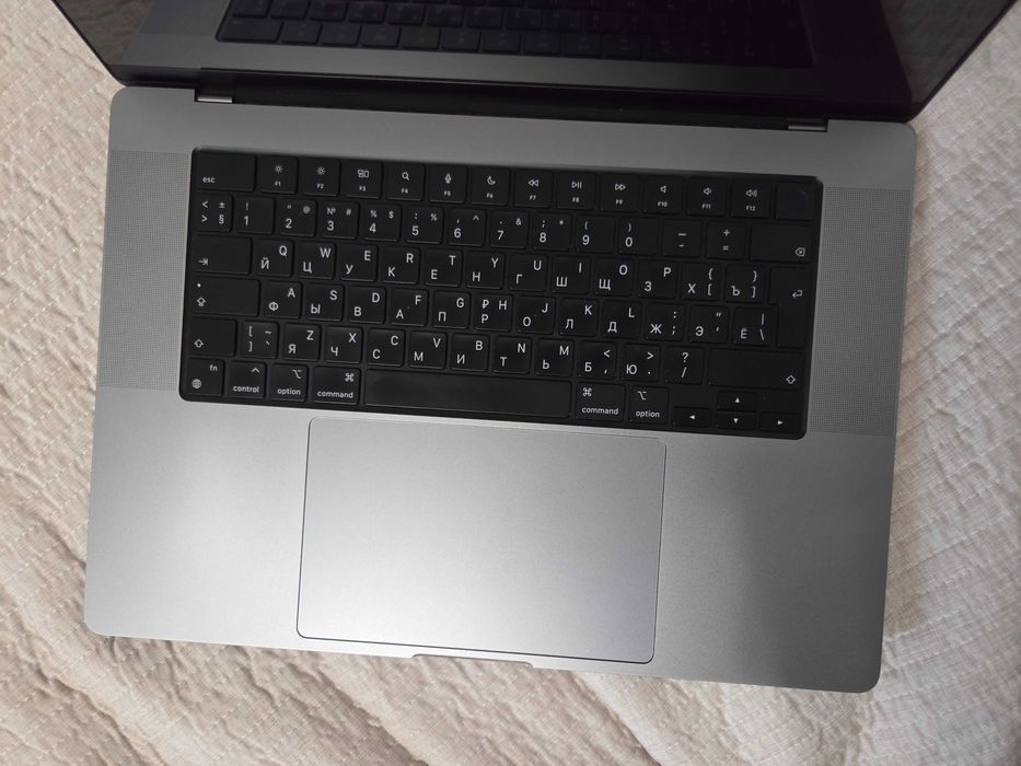 Ноутбук Apple MacBook Pro 16" M1 (2021) | 16/512GB | Space Gray