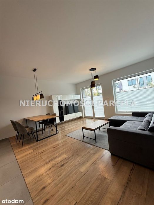 Mieszkanie w apartamentowcu z ogródkiem