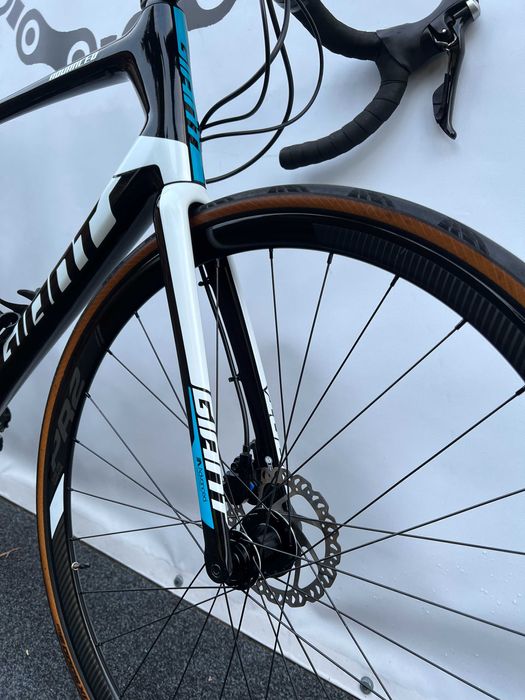 Szosa CARBON GIANT TCR ADVANCED 2 28" (L) Shimano 105 2x11 Hydraulika