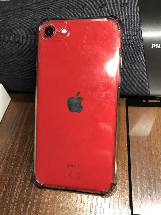 Iphone SE czerwony 64 GB red product