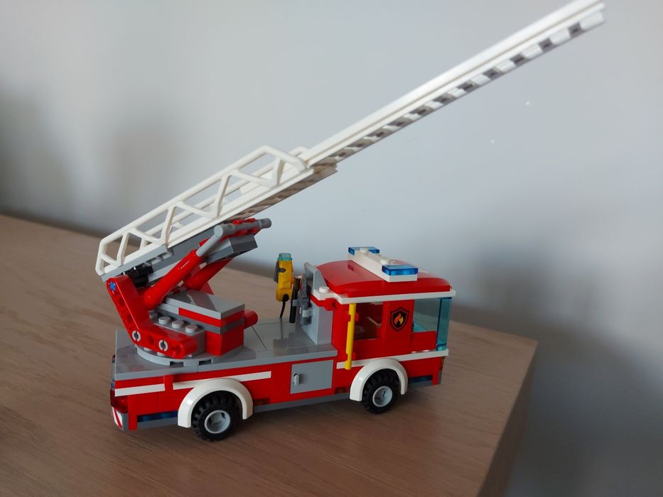 Lego City wóz strażacki z drabiną