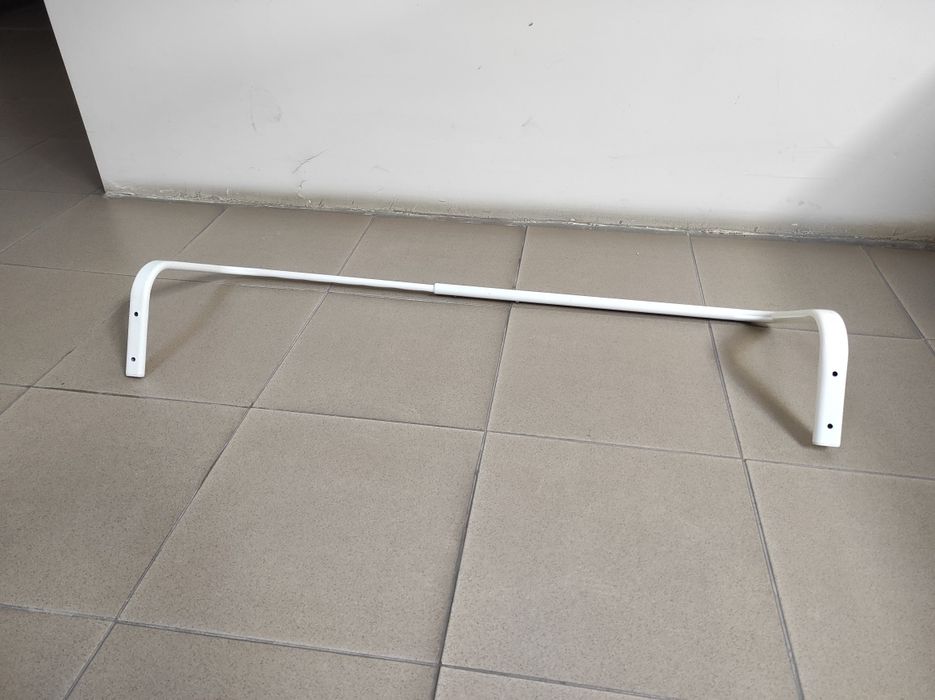 suporte de parede extensível branco da linha IKEA MULIG