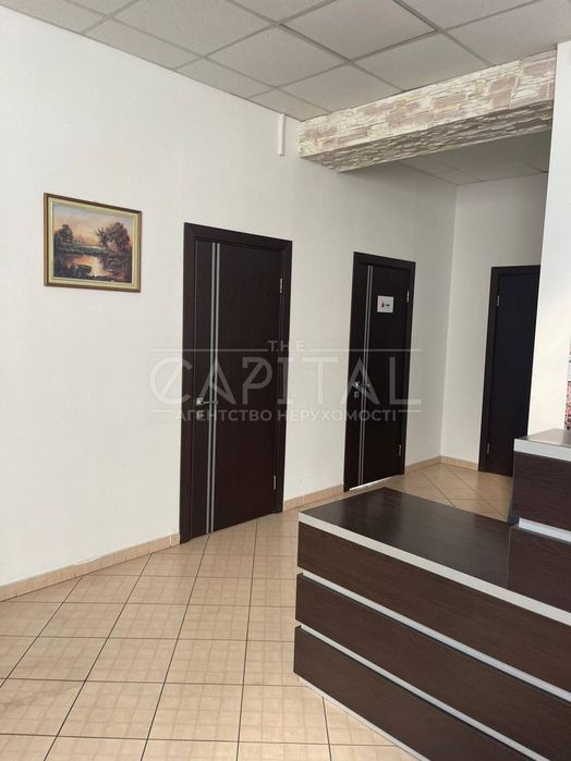 Продаж 3-поверхової будівлі, вул. Індустріальна, с. Святопетрівське