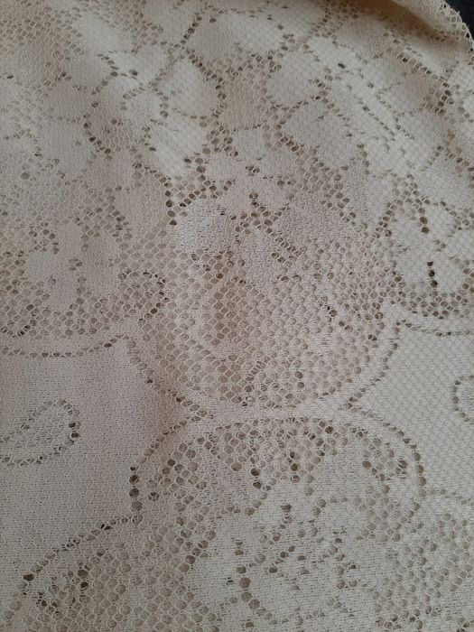 Toalha Vintage Redonda de Renda cerca de 181,5 cm