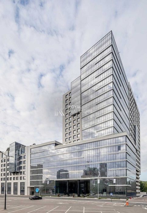 Оренда офісу 1830 м² у центрі Києва БЦ В+ Ремонт, меблі, генератор, серверна, бомбосховище, паркінг