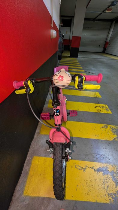 Bicicleta Criança B'Twin 14" Rosa com Porta-Bonecas – Como Nova!