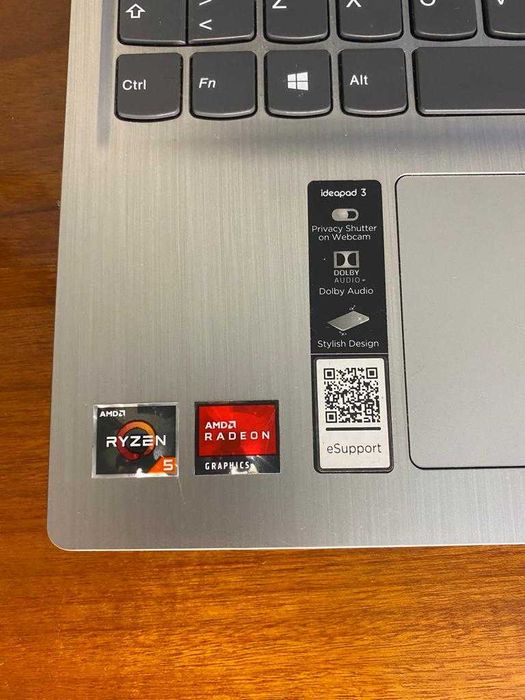 Portátil LENOVO AMD RYZEN 5 3500U 2.1 GHz