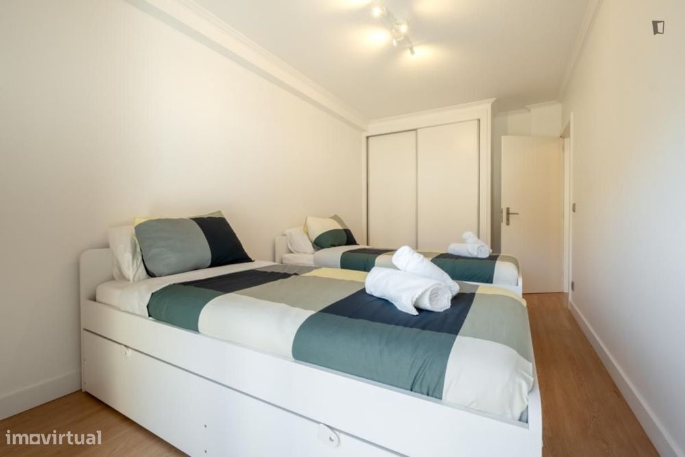 Apartamento com 3 quartos - localizado em Mafamude Porto