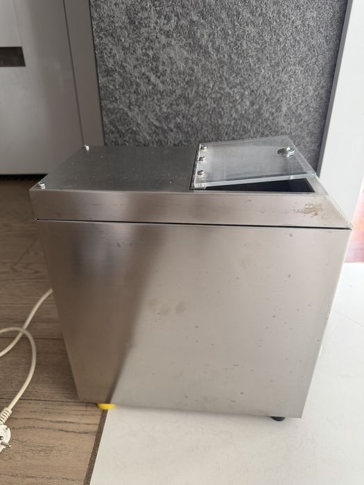 Elektryczna kruszarka do lodu, pojemność 1kg  60W
