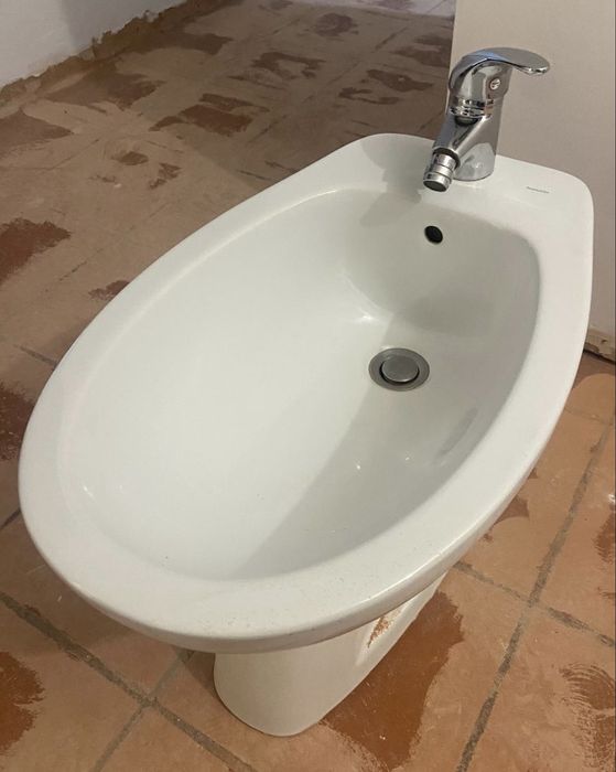 Conjunto de Sanita e bidé