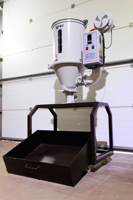 Сушильний бункер зі стійкою та контейнером