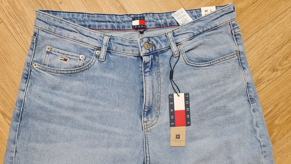 Spodnie Tommy Hilfiger. W36 L32. Nowe. Okazja
