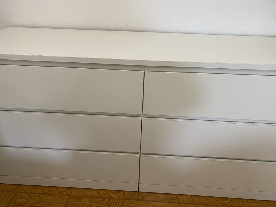 Comoda ikea  com 6 gavetas