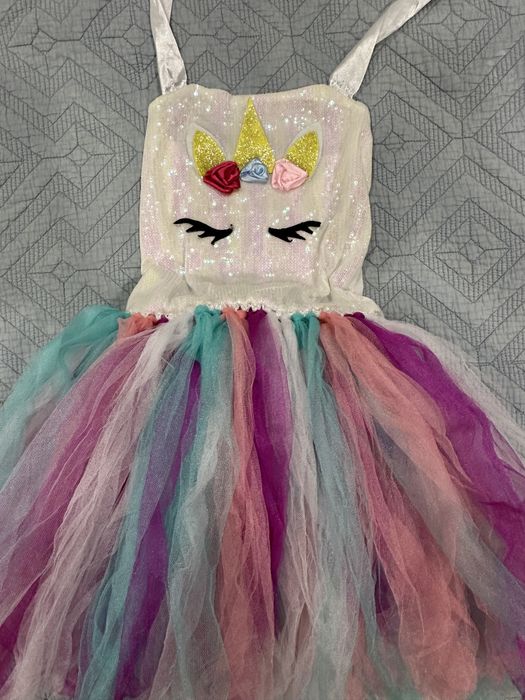 Сукня з єдинорогом. Пошите на замовлення. Для дівчинки 6-8 років.