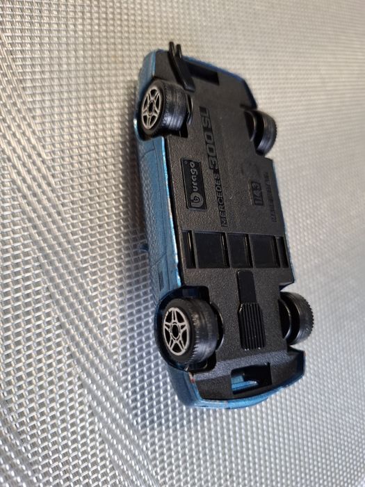 Bburago Mercedes 300 sl model samochodu
