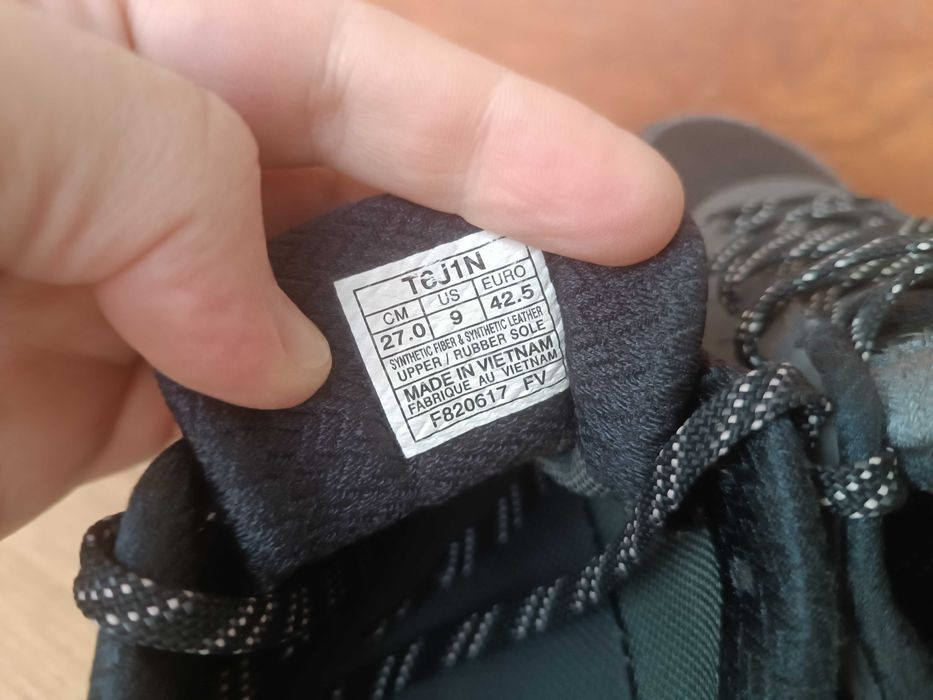 Кроссовки осень Asics gel fujitabuko gore tex 42 размер 27 см