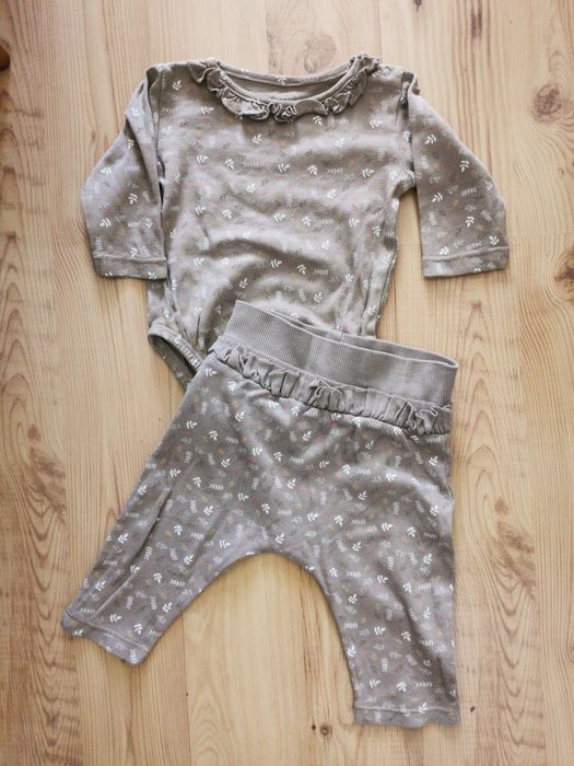 Komplet body i spodenki Smyk r. 62
