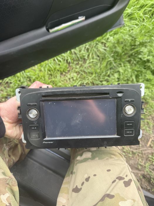 Pioneer AVIC-F9220BT навігаційна мультимедійна система для автомобілів