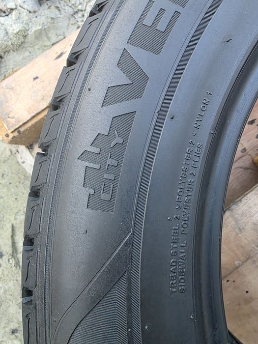 Шина одиночка запаска Нова Kumho  Citi Venture 235/60r18