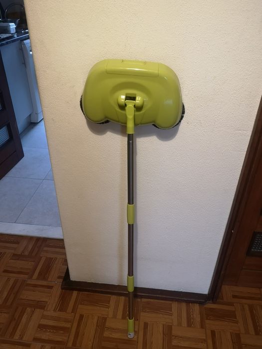 Vassoura mágica manual