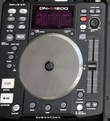 Mesa e Cdj Denon para venda