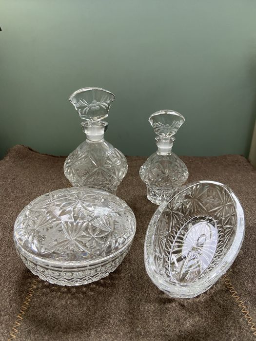 Хрустальный косметический набор из пяти предметов