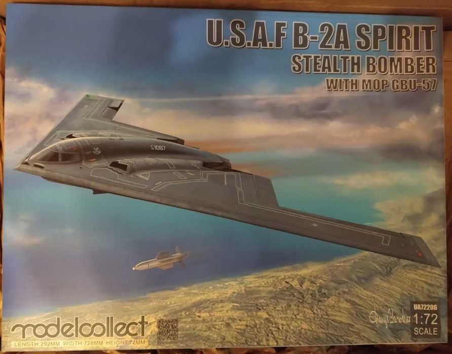 B-2A Spirit stealth bomber - Modelcollect 1/72