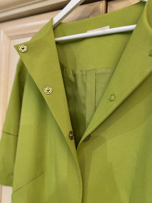 Весняний плащ оверсайз