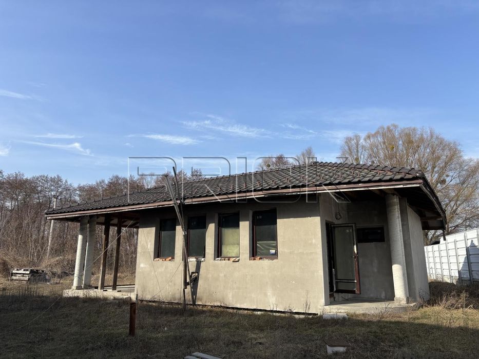 Продаж ТОП Будиноку 800 м2 Княжичі Енергонезалежний