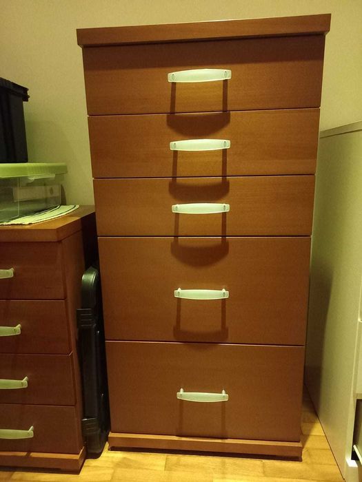 Camiseiro já vendido!! Apressem-se se pretendem uma óptima cómoda