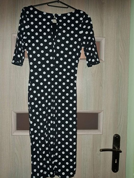 Sukienka w kropki