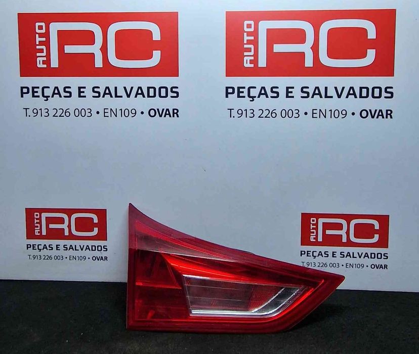 Farolim da Mala Esquerdo 05180238 - TOYOTA AURIS